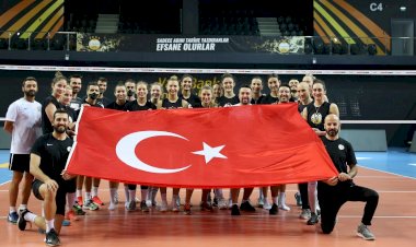 VakıfBank'ın kızlarından bayram hediyesi