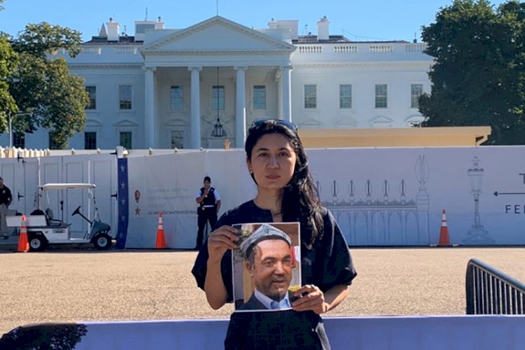 Doğu Türkistan’ın Karanlığa Gömülüşü
