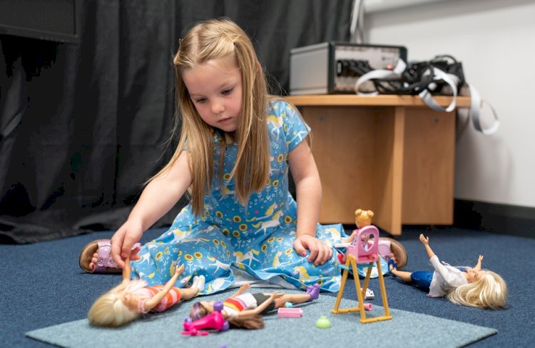 Oyuncak Bebekle Oynamanın Faydalarını Barbie ile Keşfedin