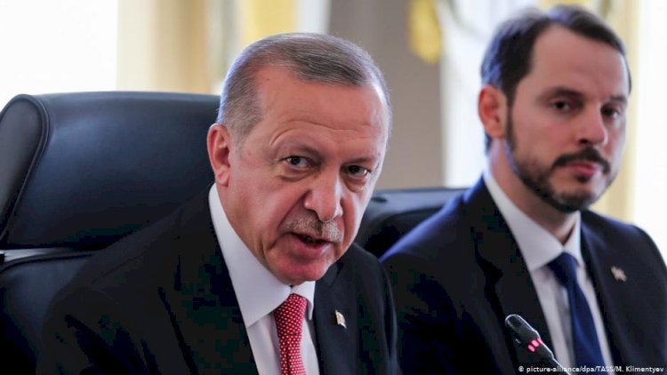 DZ Bank: Türk lirasındaki değer kaybının nedeni siyasi