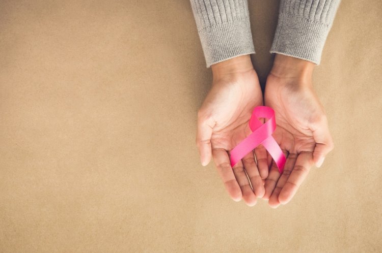 40 Yaş Üzeri Kadınlar Mamografi Çektirmeyi İhmal Etmemeli