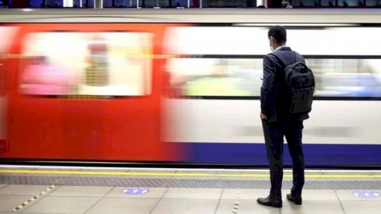 Koronavirüs: Londra'da önlemler 'yüksek tehdit' seviyesine çıktı