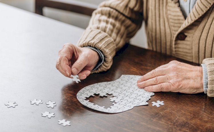 Alzheimer Hastalığı Yaşlanmanın Doğal Bir Sonucu Değil!