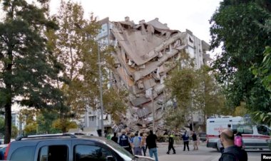 İzmir Depreminde Ölenlerin Sayısı 92'ye Çıktı