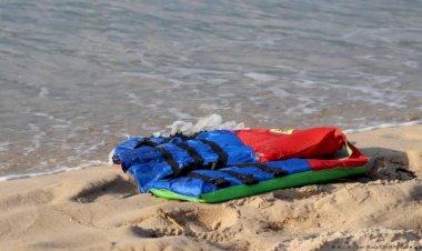 Libya açıklarında tekne battı: En az 74 kişi öldü