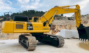 Koçar Mermer dayanıklılığıyla öne çıkan Komatsu PC450 ekskavatörden vaz geçmiyor!