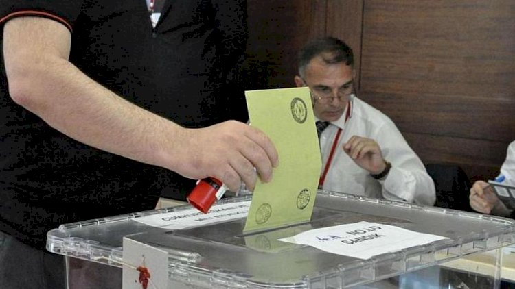 MetroPoll Türkiye'nin nabzı anketi: AK Parti oyları ilk kez yüzde 30’un altında