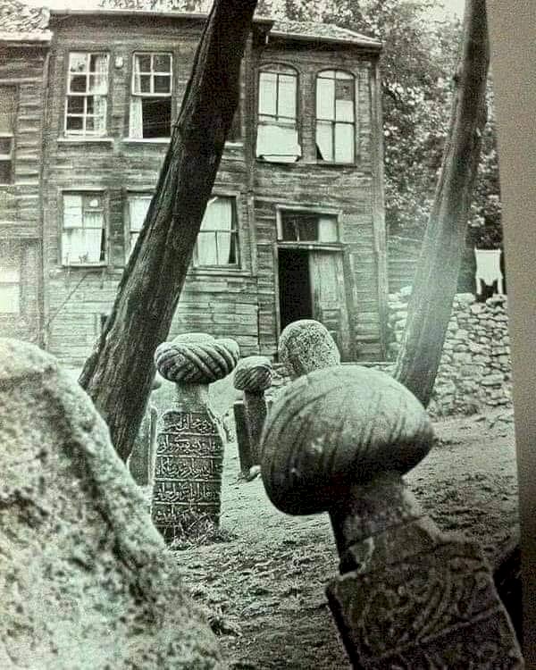 Allah De Ötesini Bırak