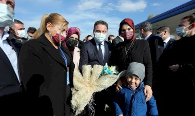 ALİ BABACAN MUŞ'TA: ‘BU ÜLKEYİ ÇETECİLERE BIRAKMAYACAĞIZ'