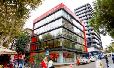 Akbank, 3 aya kadar ertelemeli kredi kampanyası başlattı!