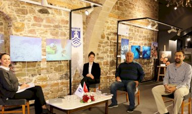 HAYAT SOHBETLERİ’NDE “PANDEMİ VE SAĞLIK SEKTÖRÜ” KONUŞULDU