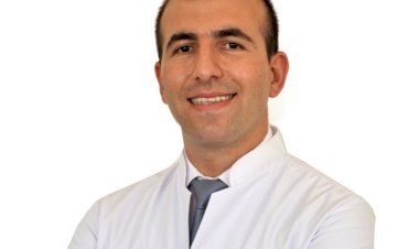 Siz Değil Ama Dirseğiniz Tenisçi Olabilir
