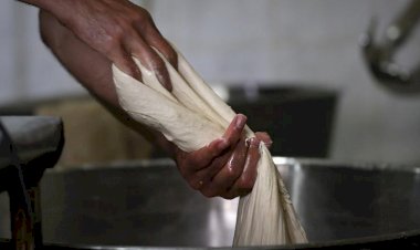 Fransız fırıncı çırağının sınır dışı edilmemesi için açlık grevi yapacak