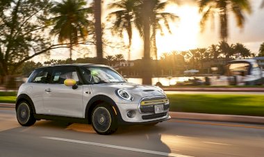 MINI ELECTRIC Amerika’da Yılın En Çevreci Şehir Otomobili Seçildi