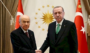 2021'de siyasette hangi gelişmeler yaşanabilir?