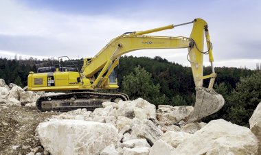 Komatsu’nun efsane ekskavatörleri PC300 ve PC350LC yenilendi