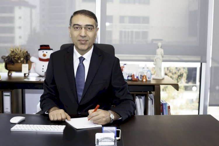 BESİN KATKI MADDESİNE KARŞI ALERJİ OLANLAR İÇİN KORONOVİRÜS AŞISI RİSKLİ OLABİLİR
