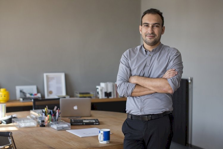 Mimar, sanatçı ve akademisyen Alper Derinboğaz gençlerle buluşuyor