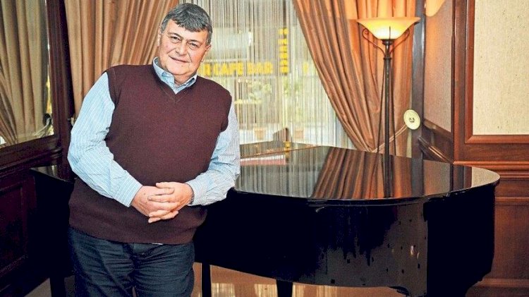 Bu kitap Özbeğen’in hayatını anlatıyor
