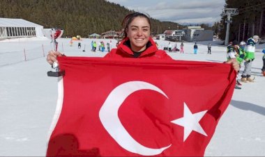 Sıla Kara’dan bronz madalya