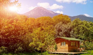 Sevgililer Günü’nde aşk dolu tatilin adresi bungalov oteller oldu