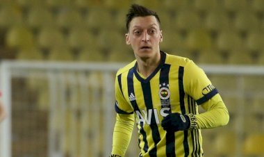 Mesut Özil Almanya’da gündem oldu… Fenerbahçe-Göztepe maçı öncesi…
