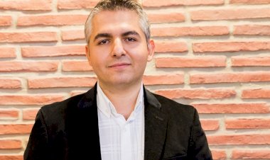 Günde 8 saat ekran başındayız