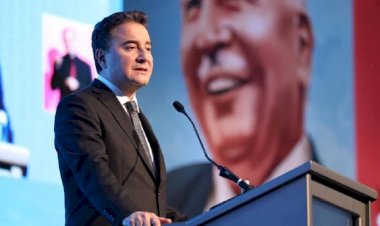 Ali Babacan: “Mazlumdan yana duranlar, devlet gücü ellerine geçtiğinde zulmeden olmamalıdır”