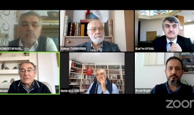 Prof. Dr. Nevzat Tarhan: “Darbeler uyur ama ölmez!”