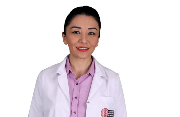İş yerindeyken sigara içenler üç kuralı da ihlal ediyor