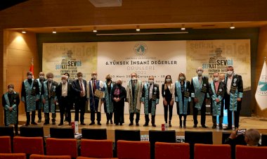 Prof. Dr. Cemil Taşcıoğlu’na, 6. Yüksek İnsani Değerler Ödülü