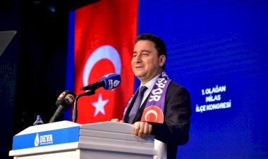 ALİ BABACAN’DAN HÜKÛMETE MERKEZ BANKASI ÇIKIŞI
