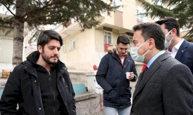 Babacan’dan şehit ailelerine taziye ziyareti