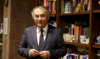 Prof. Dr. Nevzat Tarhan: “Toplumun oluşmasında soyut değerlerin varlığı çok önemli”