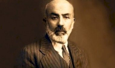 İSTİKLAL  MARSI