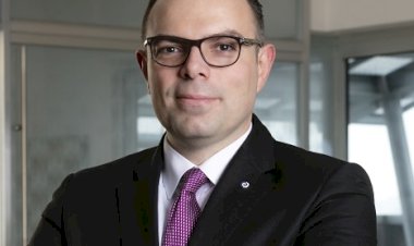Abdi İbrahim’e ilaç sektöründe “yılın en itibarlı şirketi” ödülü