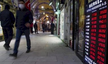 WSJ: TCMB, yanlış sıradışı politikayı uyguluyor, liradaki çalkantı uzun süre devam edebilir