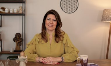 KENDİ GÜCÜNE SAHİP ÇIKANLAR YAŞAMINI POZİTİF ENERJİYLE DOLDURUYOR
