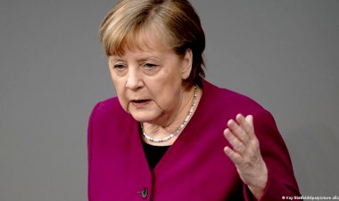 Merkel'den Türkiye açıklaması: Konuşmamak çözüm değil
