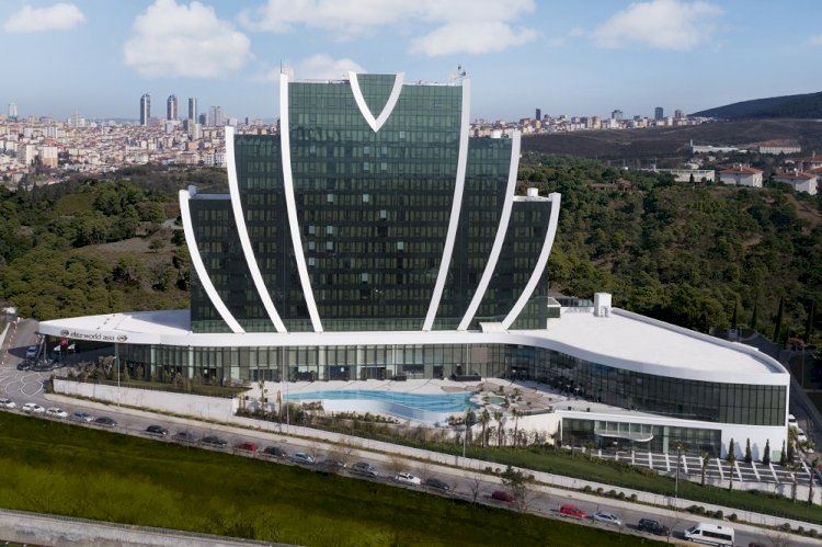 Elite World Otelleri’nden birinci sınıf araçlarla konforlu ulaşım hizmeti