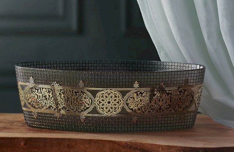 PAŞABAHÇE MAĞAZALARI VELİ GONDOL İLE HACI BEKTAŞ VELİ YILINA ATIFTA BULUNUYOR