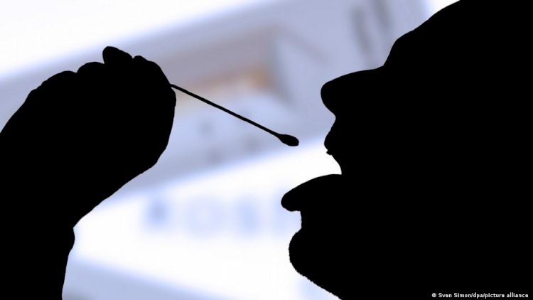Almanya'da hızlı korona testlerinin satışı başladı
