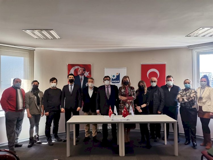 Türkiye artık bir yol ayrımındadır!