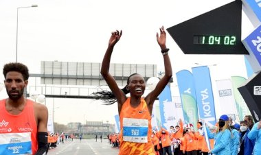 N KOLAY İSTANBUL YARI MARATONU’NDA DÜNYA REKORU