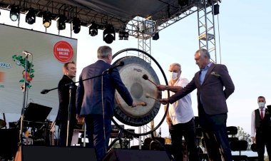 KARNAVAL ENERJİSİ BU YIL EKRANLARDA YAŞANDI