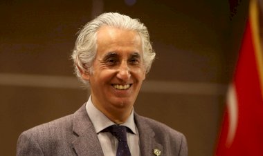 Prof. Dr. Haydar Sur: “Pandemiyle mücadelede tek silah aşılamadır”
