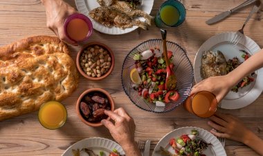 RAMAZAN AYINDA SAĞLIKLI BESLENMENİN İPUÇLARI