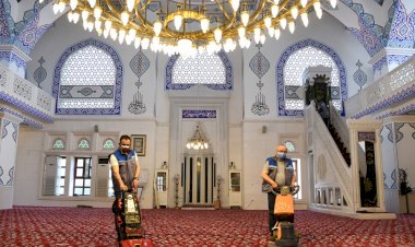 KADIKÖY’DE CAMİLERDE RAMAZAN AYI TEMİZLİĞİ