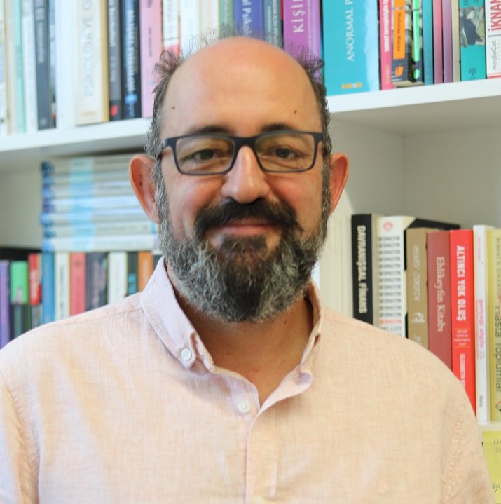 Prof. Dr. Sinan Canan: “Şehir insanının en büyük sorunu biyolojik işsizlik”