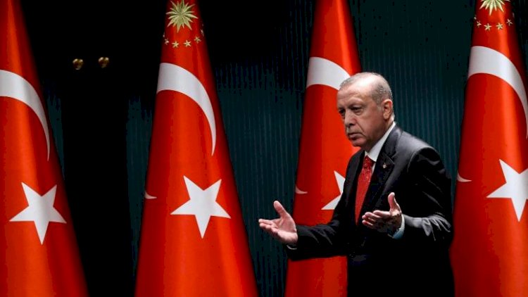 Kabinede değişiklik: Aile şirketinden yaptığı satışla gündem olan Bakan Pekcan koltuğunu kaybetti